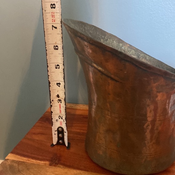 antique handmade forged hammed copper floral bird engraved pitcher coal scuttle - Picture 8 of 9